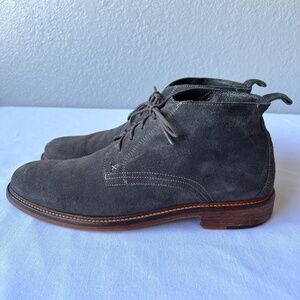 Wolverine Sz 12 gray suede chukka lace up low boots